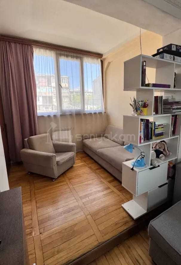 4 Սենյականոց Բնակարան, 78քմ, 3/4 հարկ, Նորմալ Վիճակում