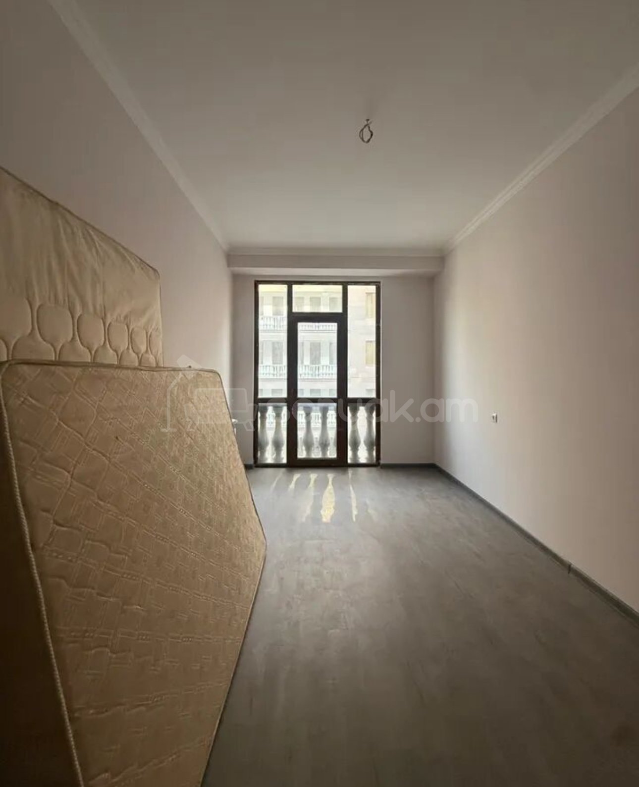 3 Սենյականոց Բնակարան Նորակառույցում, 93քմ, 5/8 հարկ, Կապիտալ Վերանորոգված