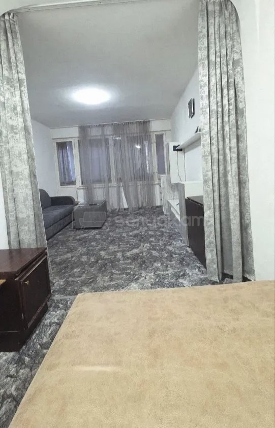 1 Սենյականոց Բնակարան Քարե Շենքում, 50քմ, 1/5 հարկ, Նորմալ Վիճակում, Կահավորված, Արևկող