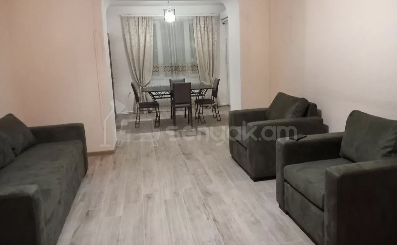 3 Սենյականոց Բնակարան Քարե Շենքում, 68քմ, 1/1 հարկ, Կապիտալ Վերանորոգված, Կահավորված