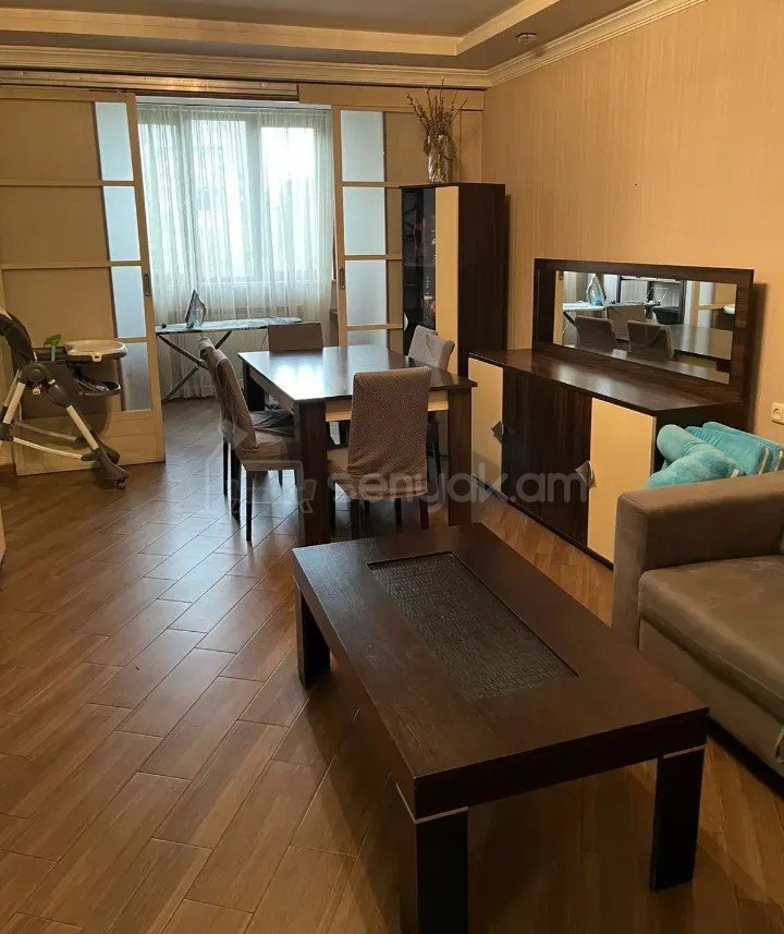 4 Սենյականոց Բնակարան, 80քմ, 5/9 հարկ, Կապիտալ Վերանորոգված