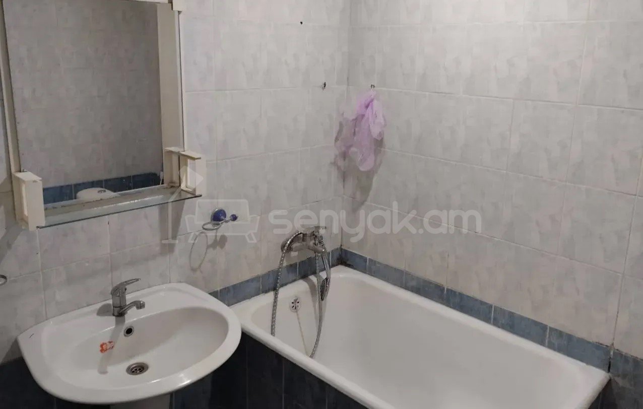 2 Սենյականոց Բնակարան, 48քմ, 13/13 հարկ, Նորմալ Վիճակում