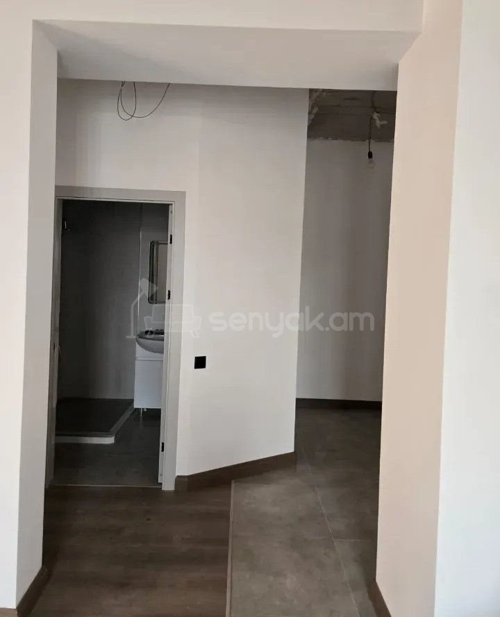 3 Սենյականոց Բնակարան Նորակառույցում, 70քմ, 9/11 հարկ, Կապիտալ Վերանորոգված