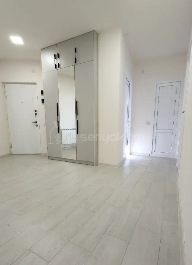 3 Սենյականոց Բնակարան, 94քմ, 13/16 հարկ, Կապիտալ Վերանորոգված