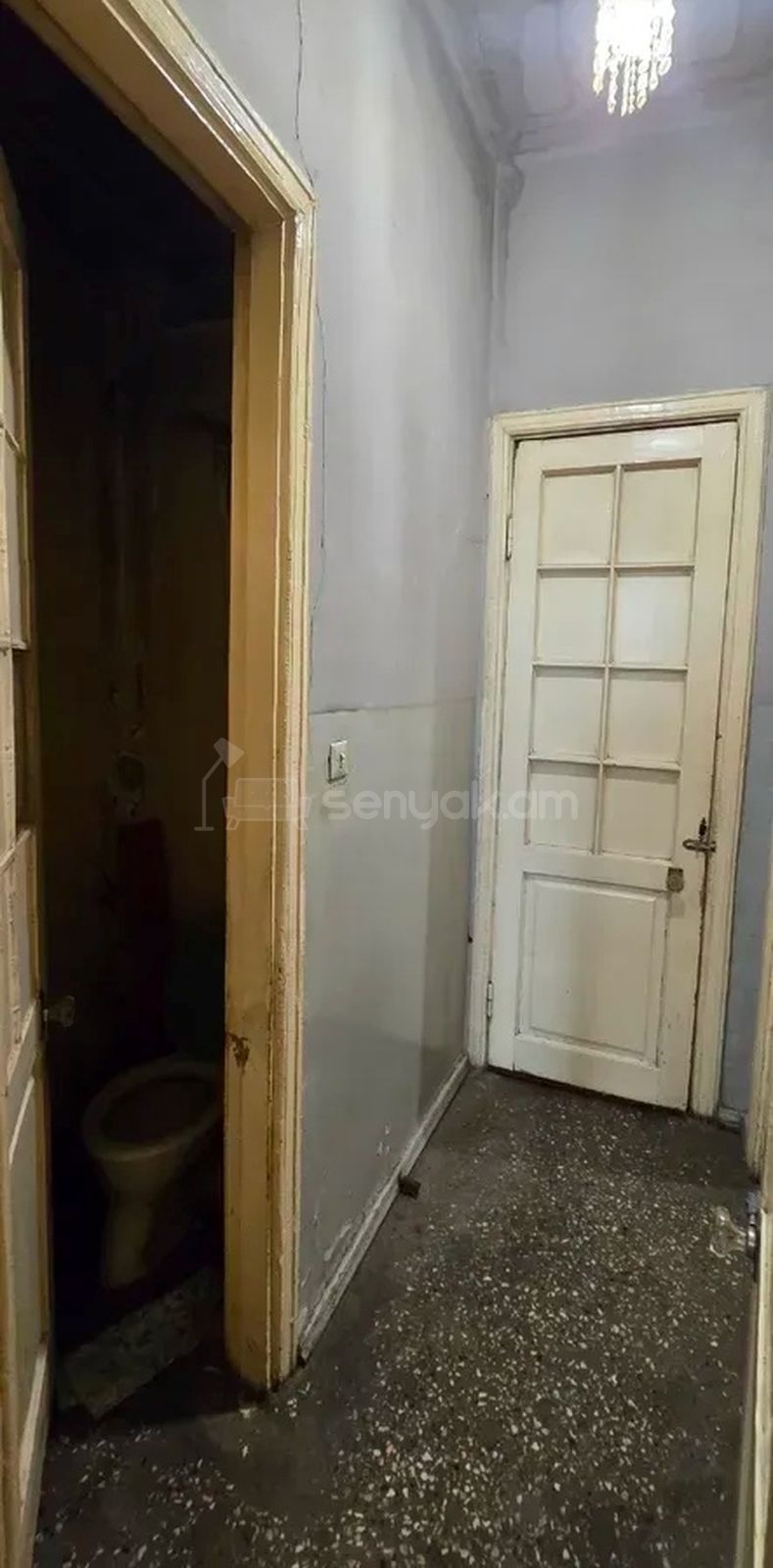 2 Սենյականոց Բնակարան Քարե Շենքում, 75քմ, 3/5 հարկ, Պետական Վիճակում