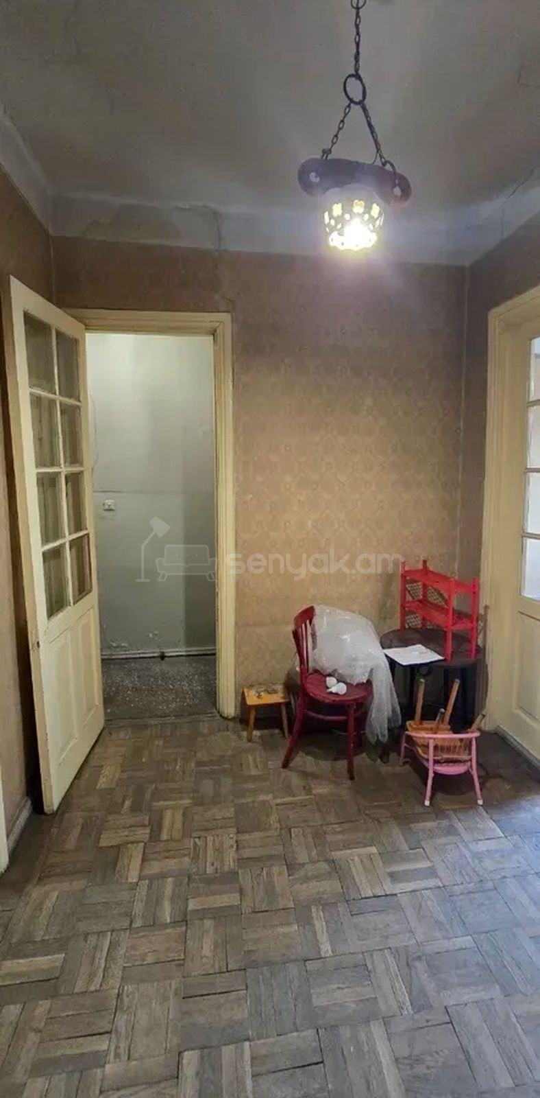 2 Սենյականոց Բնակարան Քարե Շենքում, 75քմ, 3/5 հարկ, Պետական Վիճակում