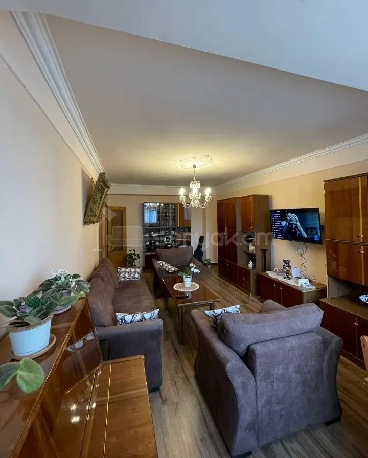 3 Սենյականոց Բնակարան, 79քմ, 7/9 հարկ, Կապիտալ Վերանորոգված