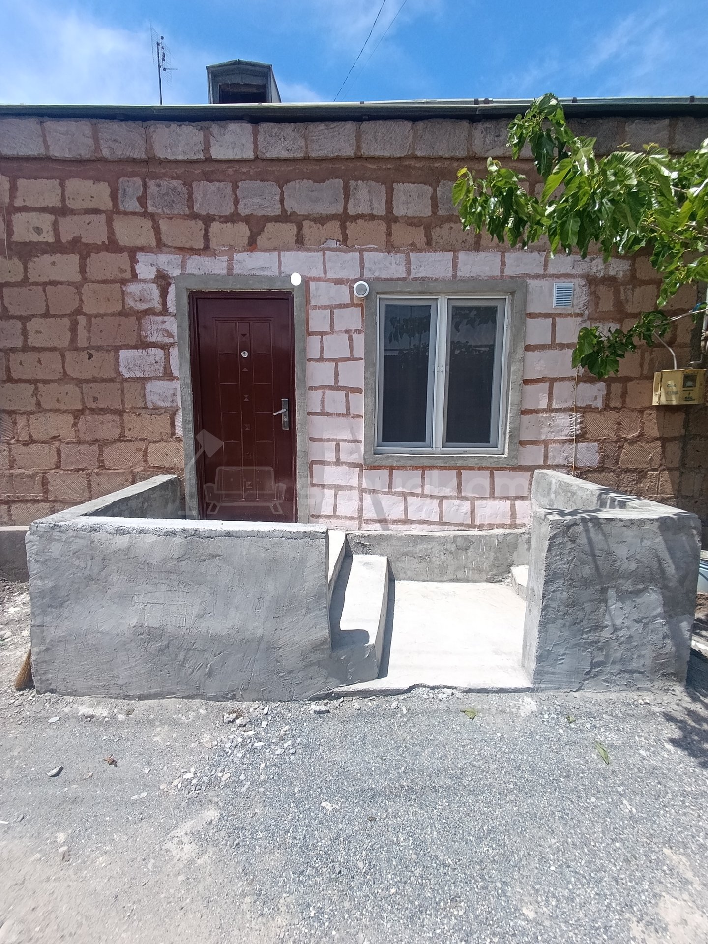 1 Սենյականոց Սեփական Տուն, 24քմ, Կապիտալ Վերանորոգված, Կահավորված