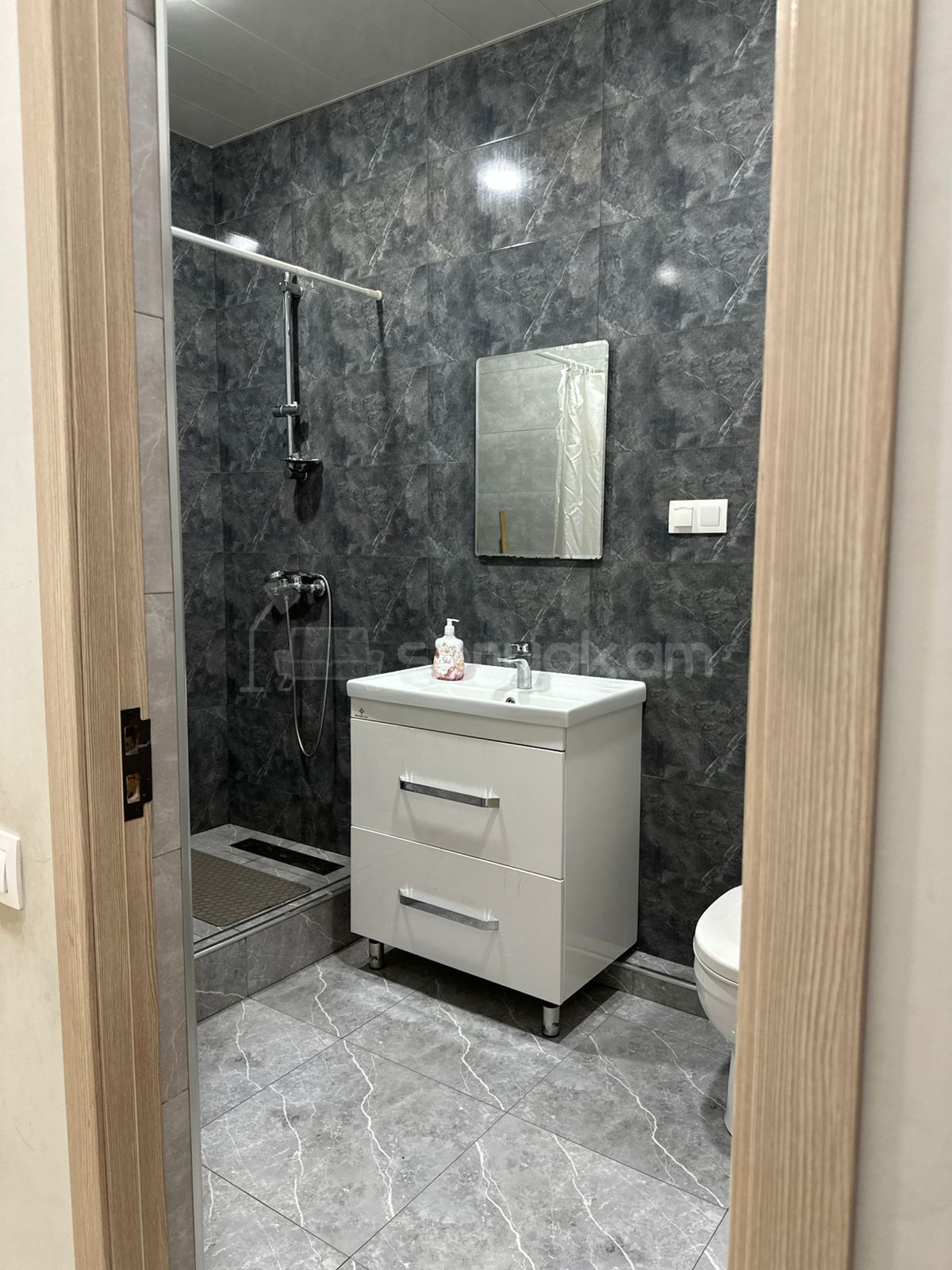 2 Սենյականոց Բնակարան Նորակառույցում, 53քմ, 3/18 հարկ, Կապիտալ Վերանորոգված