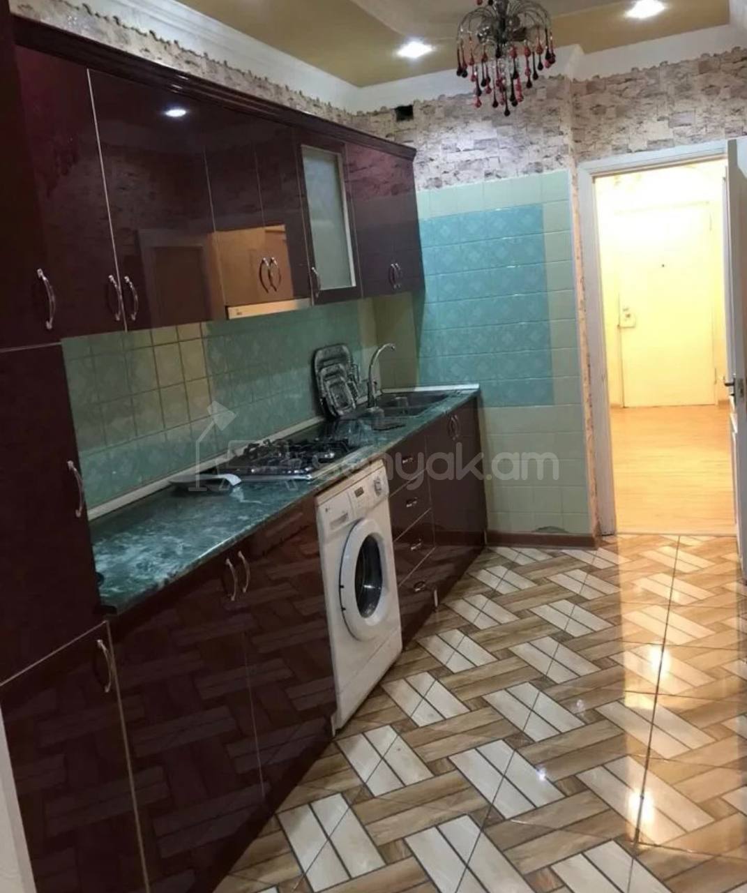 3 Սենյականոց Բնակարան, 78քմ, 2/9 հարկ, Կապիտալ Վերանորոգված, Կահավորված