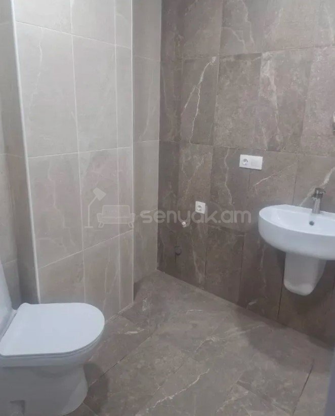 2 Սենյականոց Բնակարան Նորակառույցում, 66քմ, 4/12 հարկ, Կապիտալ Վերանորոգված