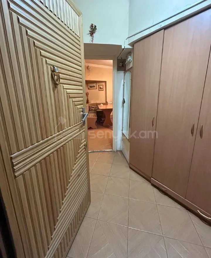 3 Սենյականոց Բնակարան, 91քմ, 2/16 հարկ, Պետական Վիճակում