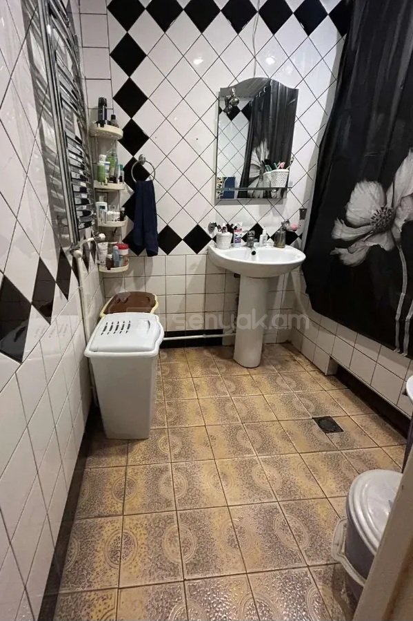 3 Սենյականոց Բնակարան, 91քմ, 2/16 հարկ, Պետական Վիճակում
