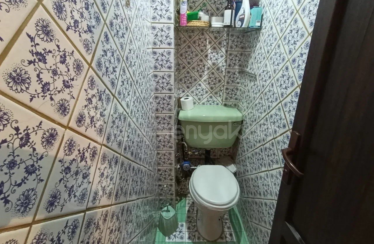 3 Սենյականոց Բնակարան Քարե Շենքում, 68քմ, 4/5 հարկ, Կապիտալ Վերանորոգված