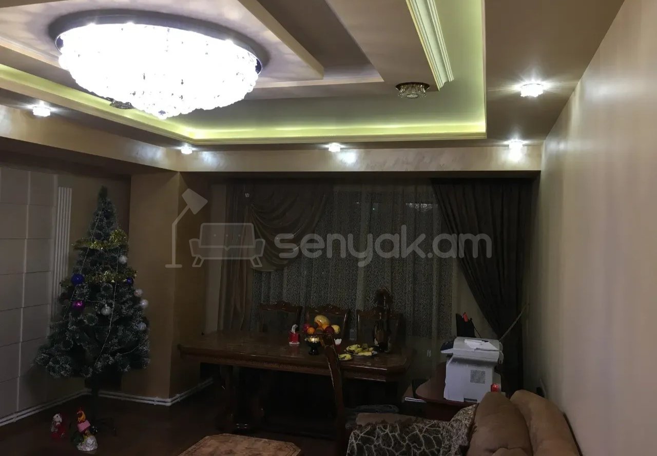 3 Սենյականոց Բնակարան, 90քմ, 11/14 հարկ, Կապիտալ Վերանորոգված, Կահավորված