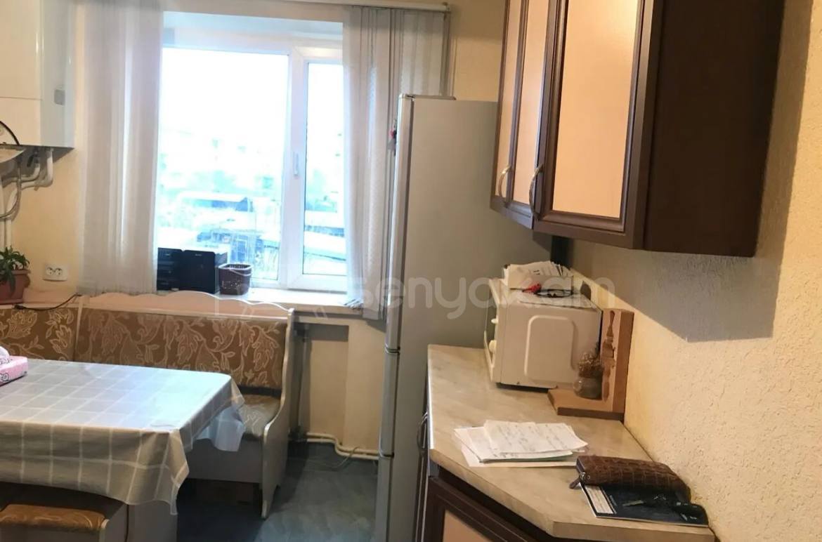 3 Սենյականոց Բնակարան Քարե Շենքում, 52քմ, 3/4 հարկ, Կապիտալ Վերանորոգված, Կահավորված