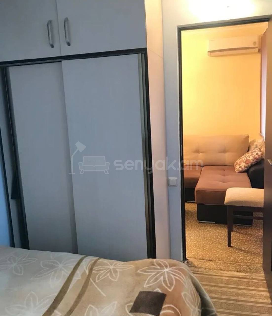 3 Սենյականոց Բնակարան Քարե Շենքում, 52քմ, 3/4 հարկ, Կապիտալ Վերանորոգված, Կահավորված