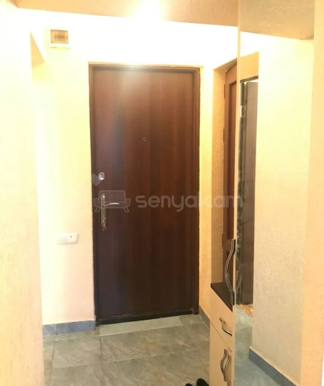 3 Սենյականոց Բնակարան Քարե Շենքում, 52քմ, 3/4 հարկ, Կոսմետիկ Վերանորոգված, Կահավորված