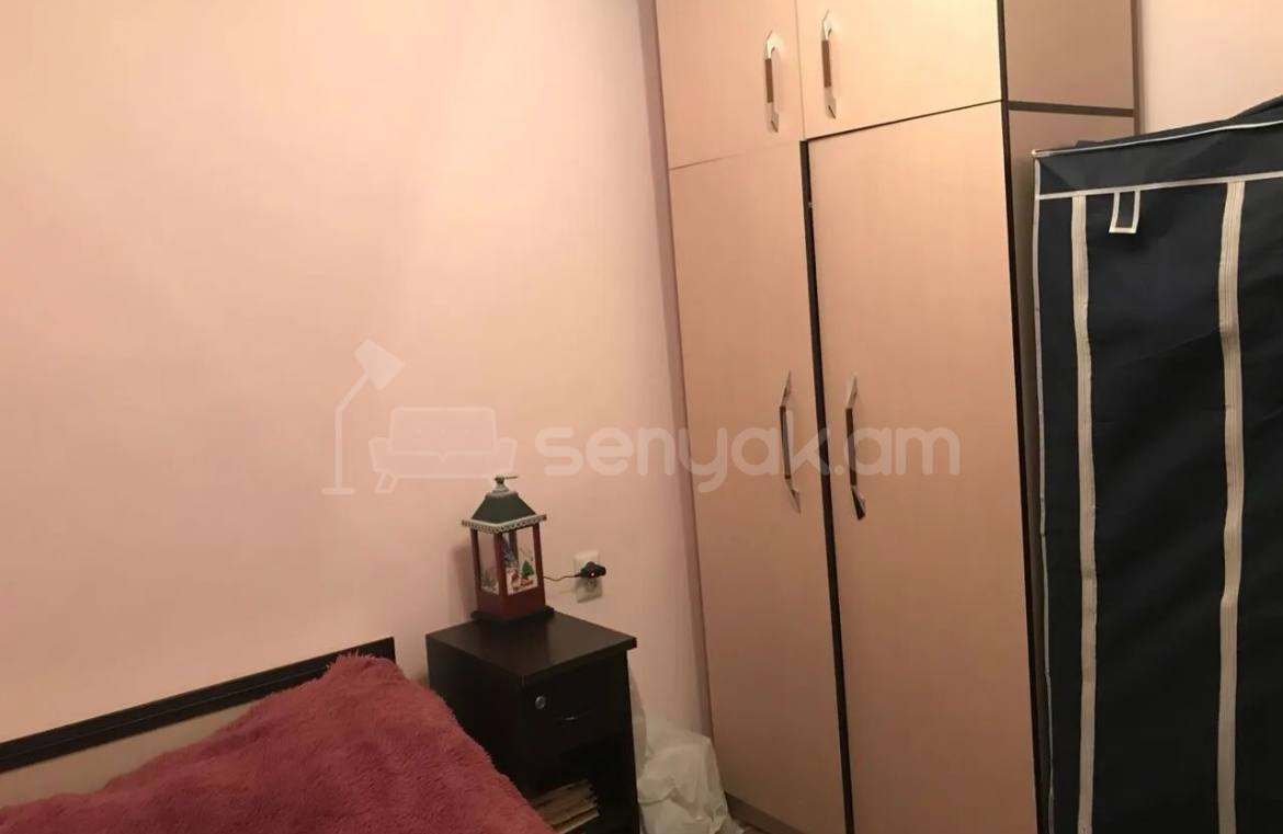 3 Սենյականոց Բնակարան Քարե Շենքում, 52քմ, 3/4 հարկ, Կոսմետիկ Վերանորոգված, Կահավորված