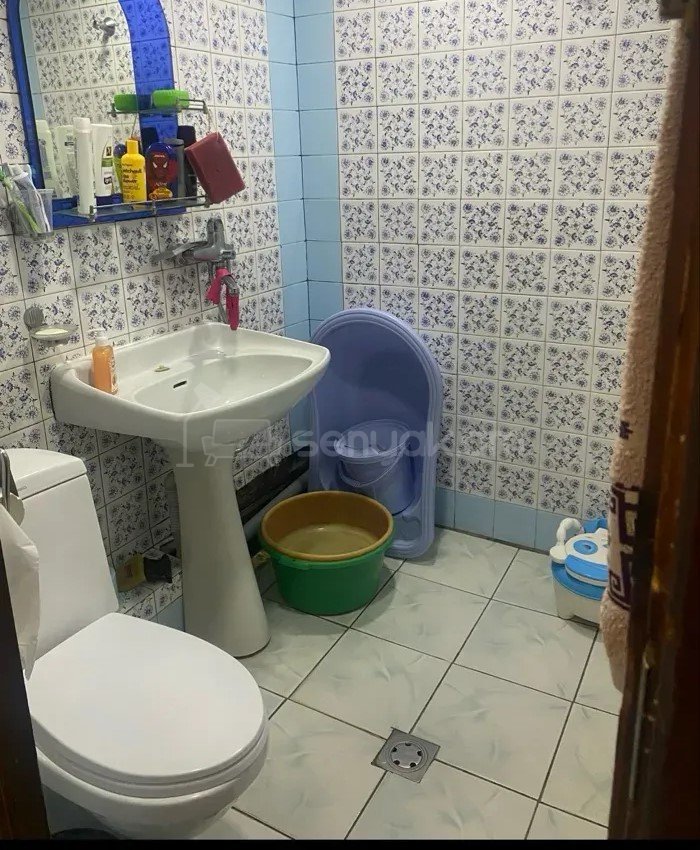 3 Սենյականոց Բնակարան, 78քմ, 1/5 հարկ, Նորմալ Վիճակում