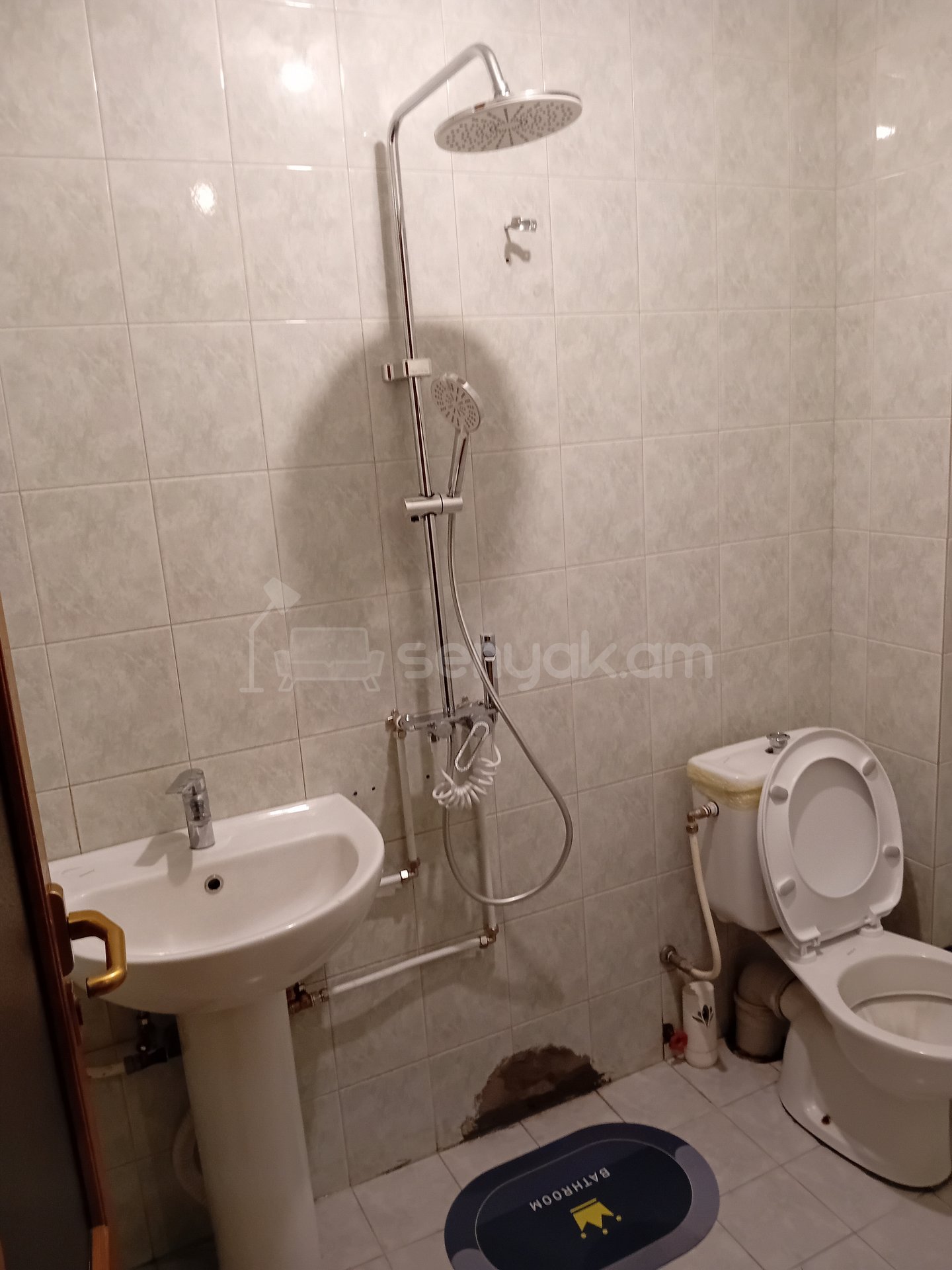 5 Սենյականոց Սեփական Տուն, 350քմ, Նորմալ Վիճակում, Կահավորված, Ավտոտնակով