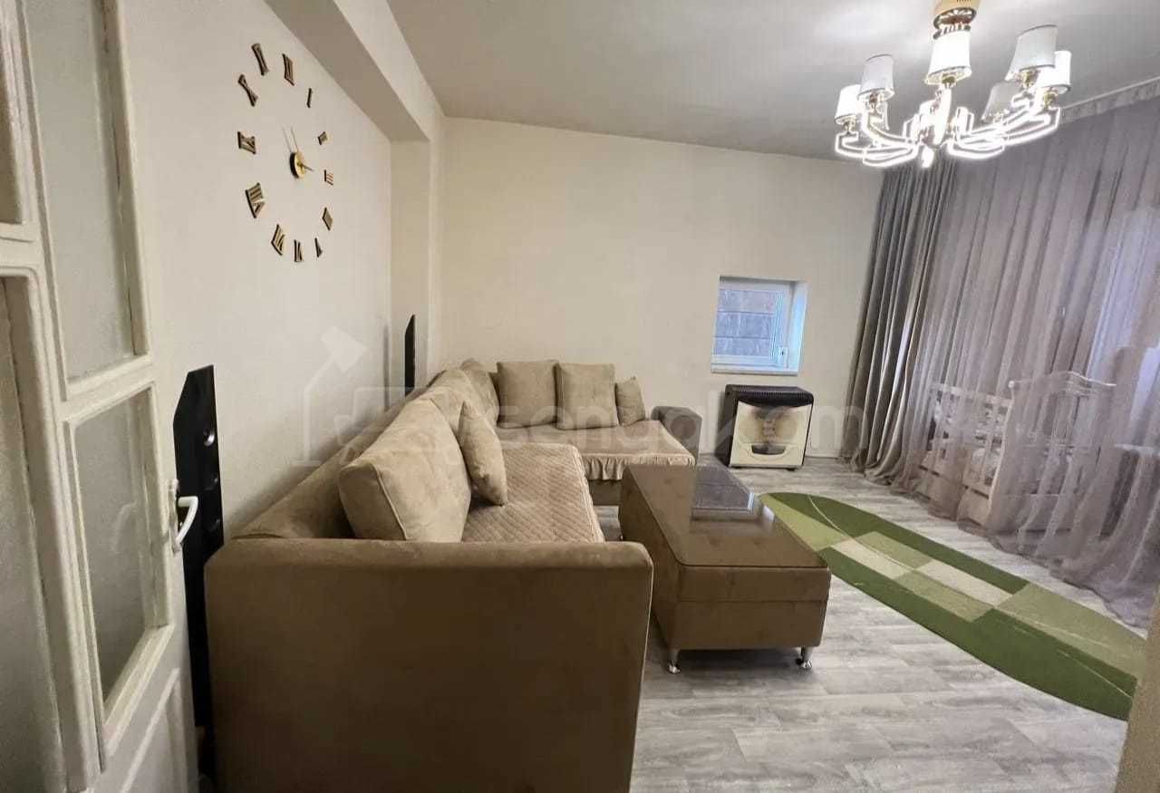 2 Սենյականոց Բնակարան, 50քմ, 5/9 հարկ, Նորմալ Վիճակում