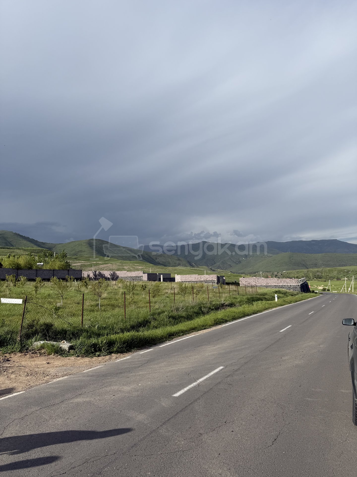 Բնակելի Նշանակության Հողատարածք, 1750քմ, Խմելու Ջրով, Էլեկտրականությամբ
