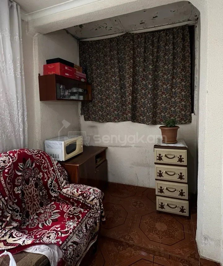 2 Սենյականոց Բնակարան Քարե Շենքում, 54քմ, 4/5 հարկ, Կոսմետիկ Վերանորոգված