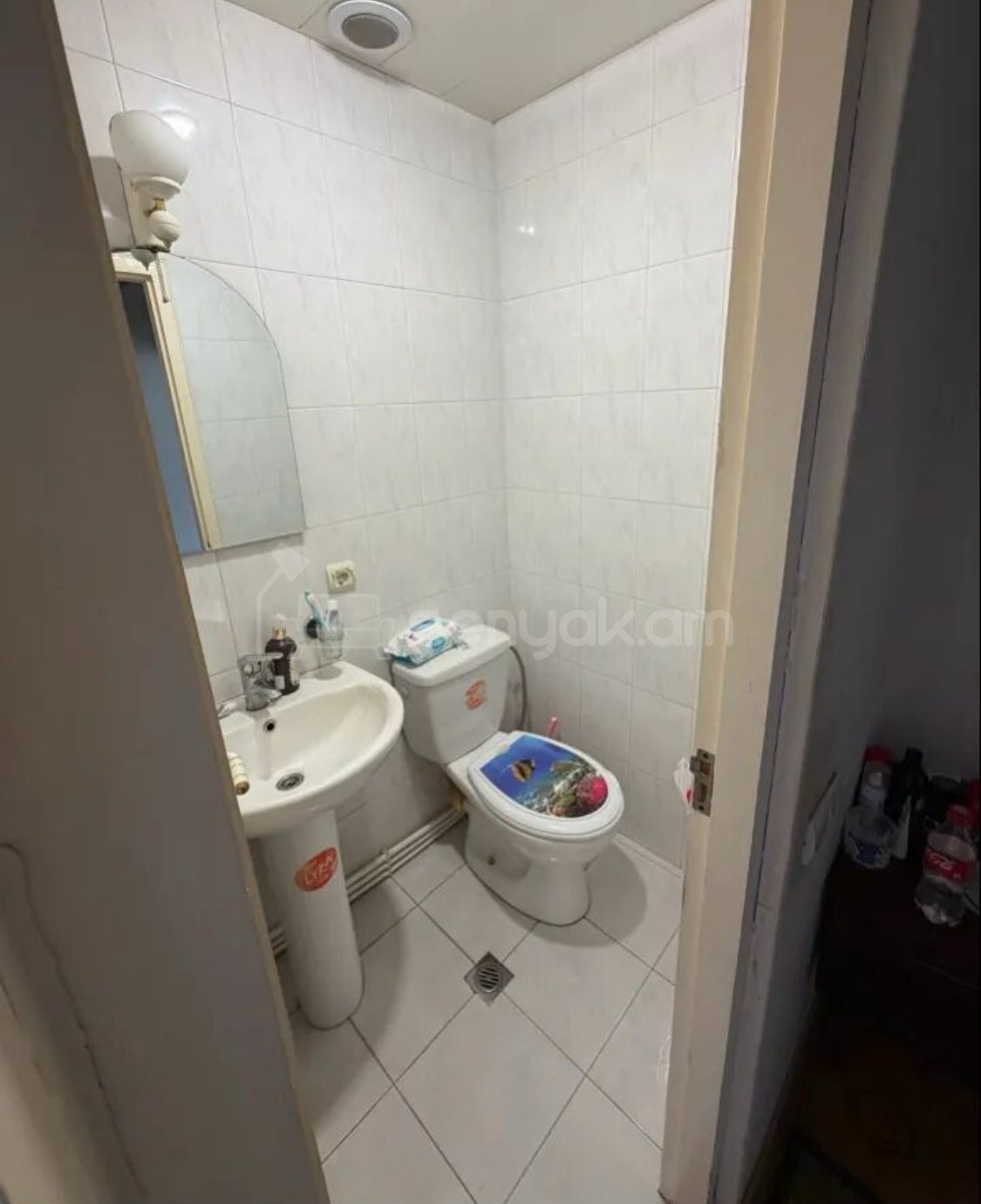 3 Սենյականոց Բնակարան Քարե Շենքում, 92քմ, 2/5 հարկ, Կոսմետիկ Վերանորոգված
