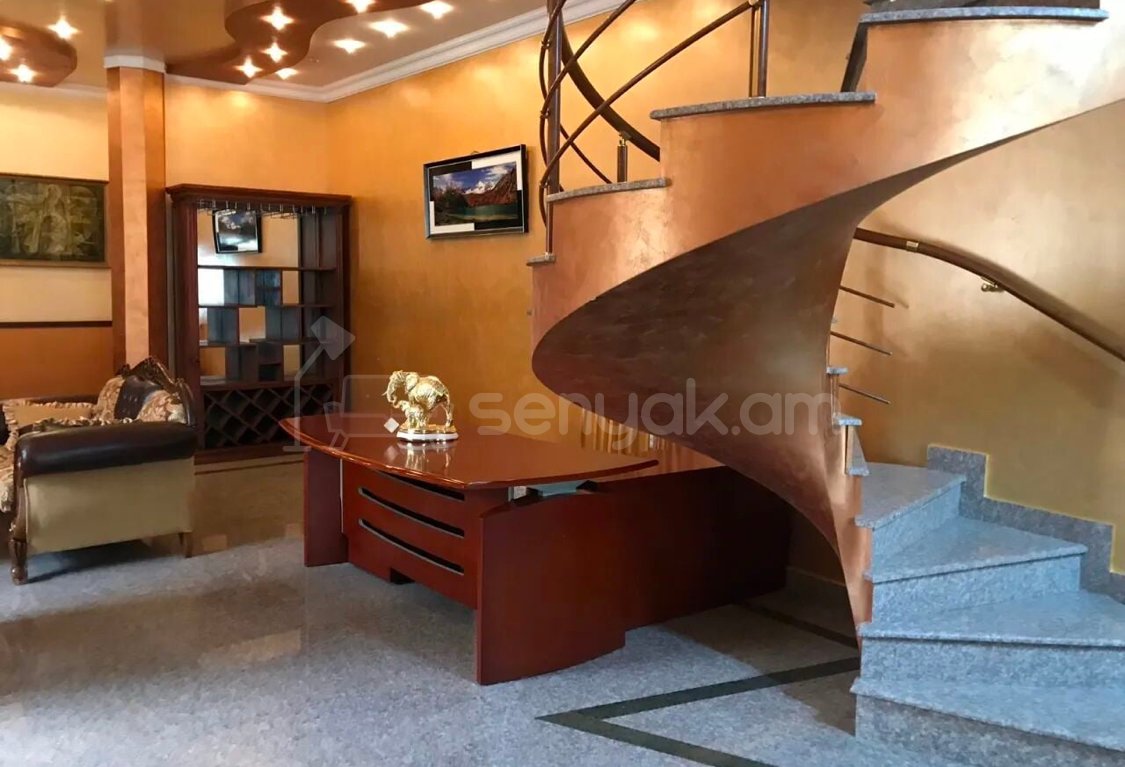4 Սենյականոց Սեփական Տուն, 200քմ, Դիզայներական Վերանորոգված, Կահավորված