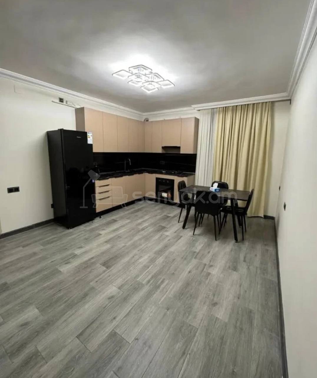 2 Սենյականոց Բնակարան Քարե Շենքում, 40քմ, 1/6 հարկ, Կապիտալ Վերանորոգված, Կահավորված