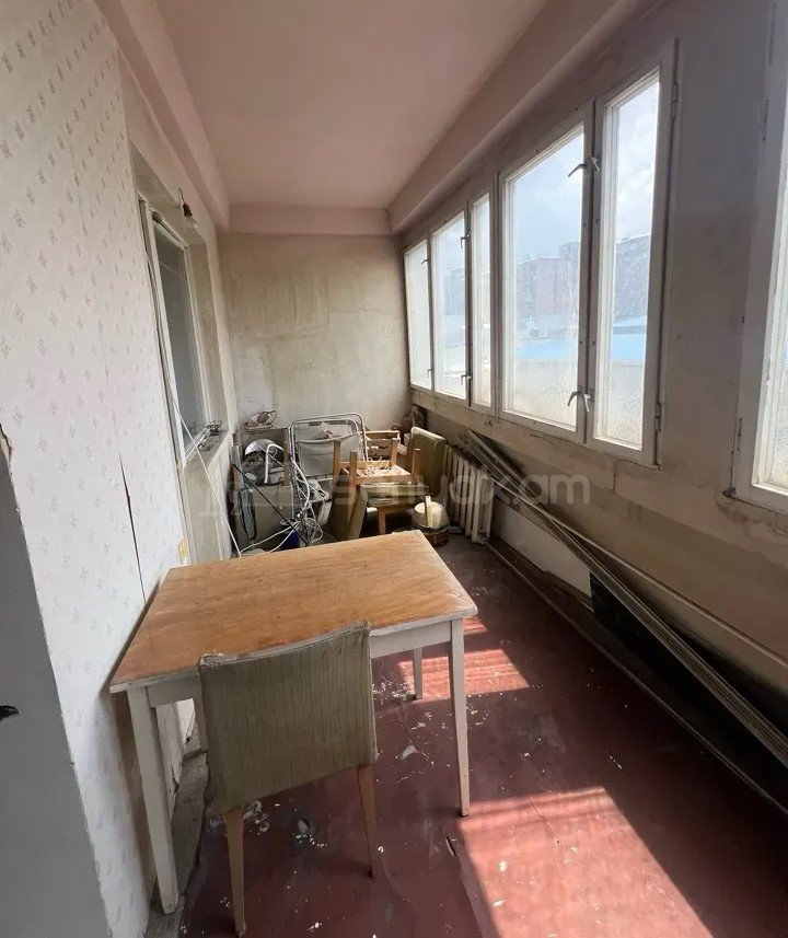 2 Սենյականոց Բնակարան, 68քմ, 6/9 հարկ, Պետական Վիճակում