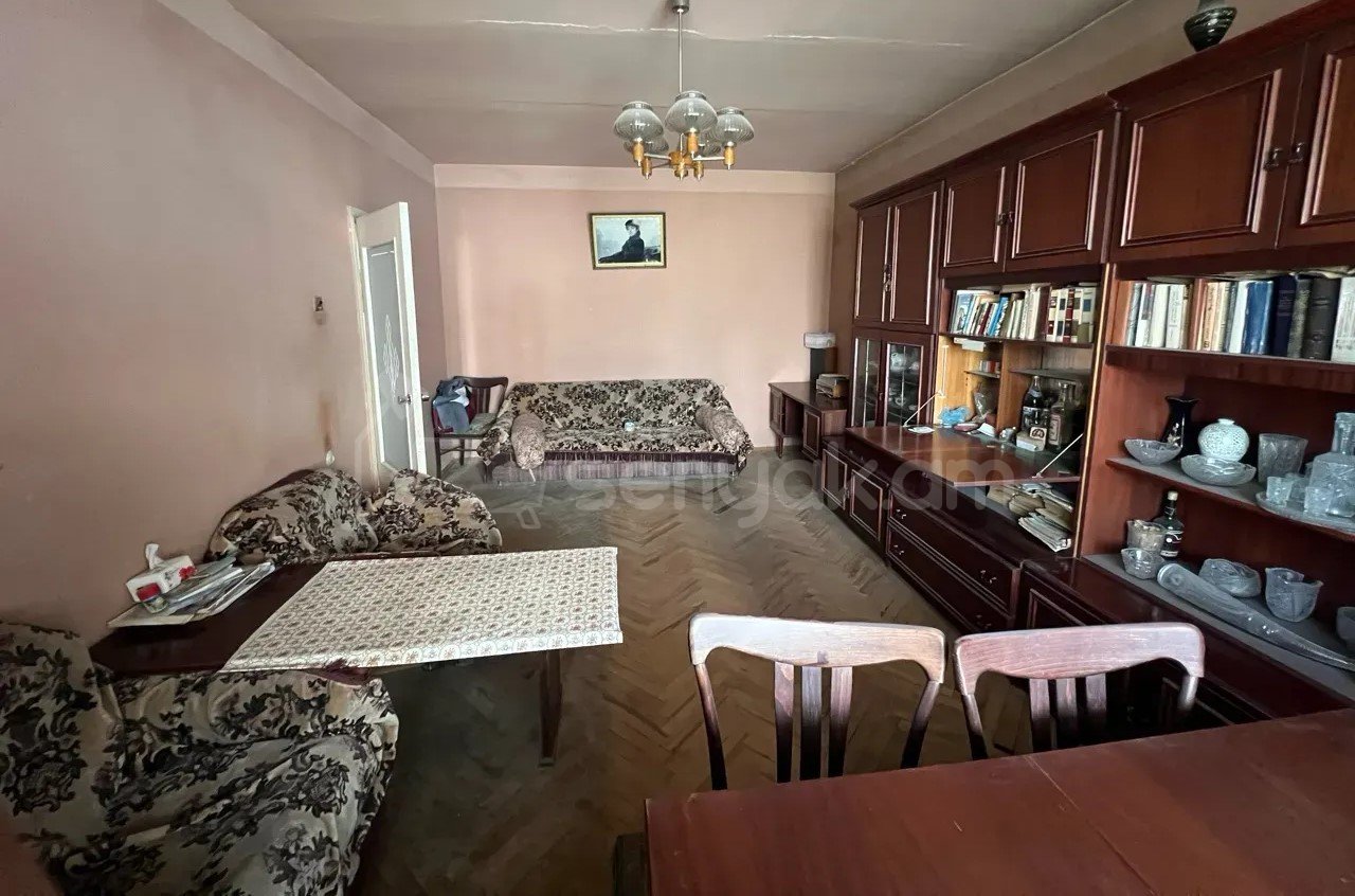 2 Սենյականոց Բնակարան, 68քմ, 6/9 հարկ, Պետական Վիճակում