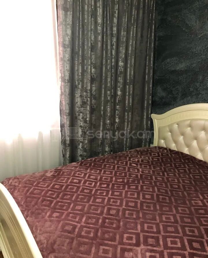 3 Սենյականոց Բնակարան Քարե Շենքում, 80քմ, 2/4 հարկ, Կոսմետիկ Վերանորոգված