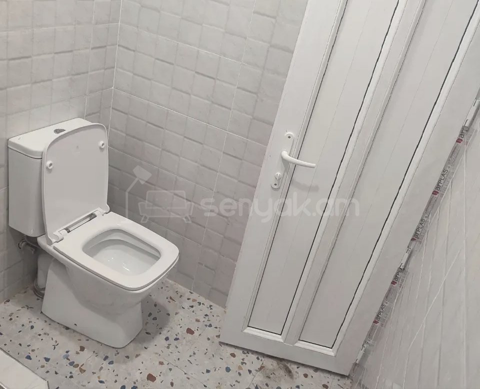 2 Սենյականոց Բնակարան Քարե Շենքում, 48քմ, 1/2 հարկ, Կապիտալ Վերանորոգված, Կահավորված