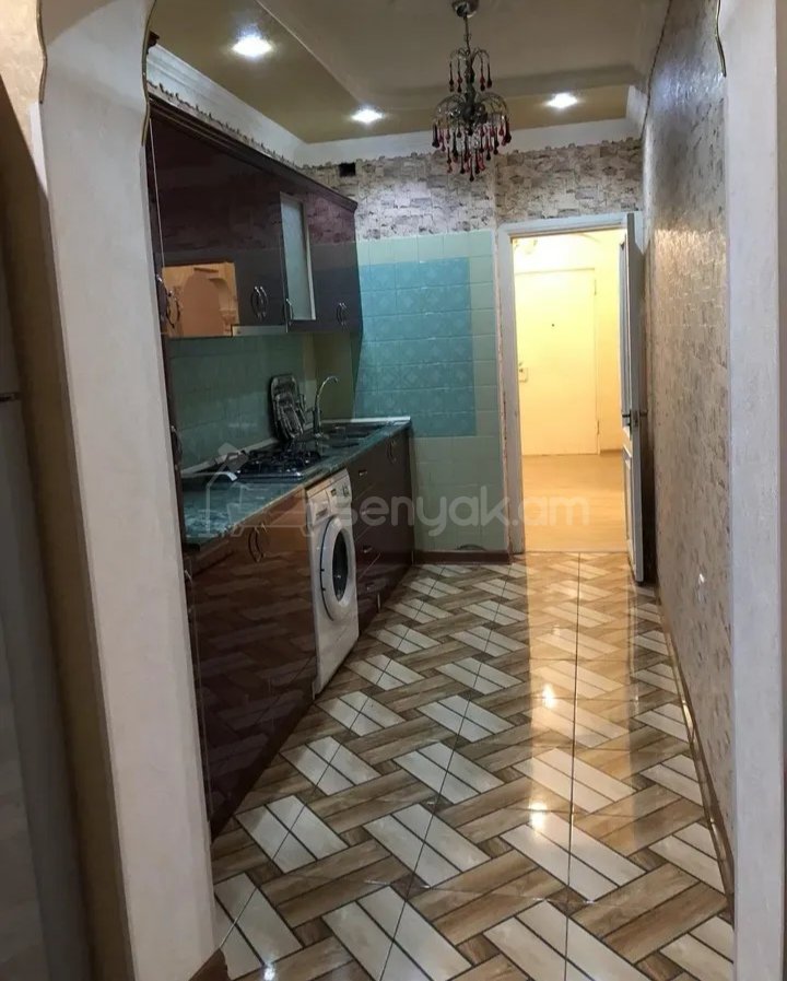 3 Սենյականոց Բնակարան, 80քմ, 2/9 հարկ, Նորմալ Վիճակում, Կահավորված