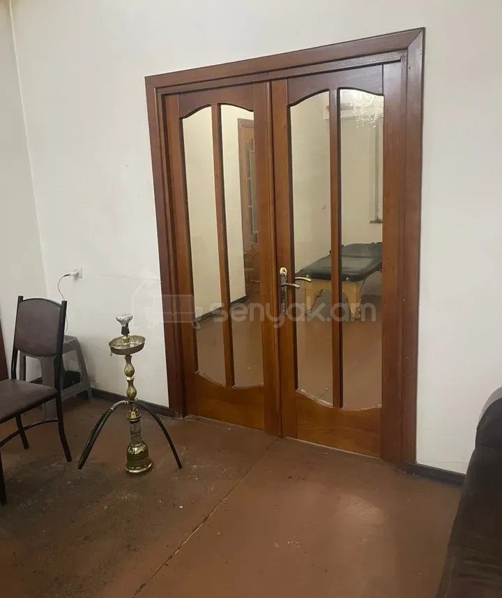 3 Սենյականոց Բնակարան, 80քմ, 2/2 հարկ, Կոսմետիկ Վերանորոգված