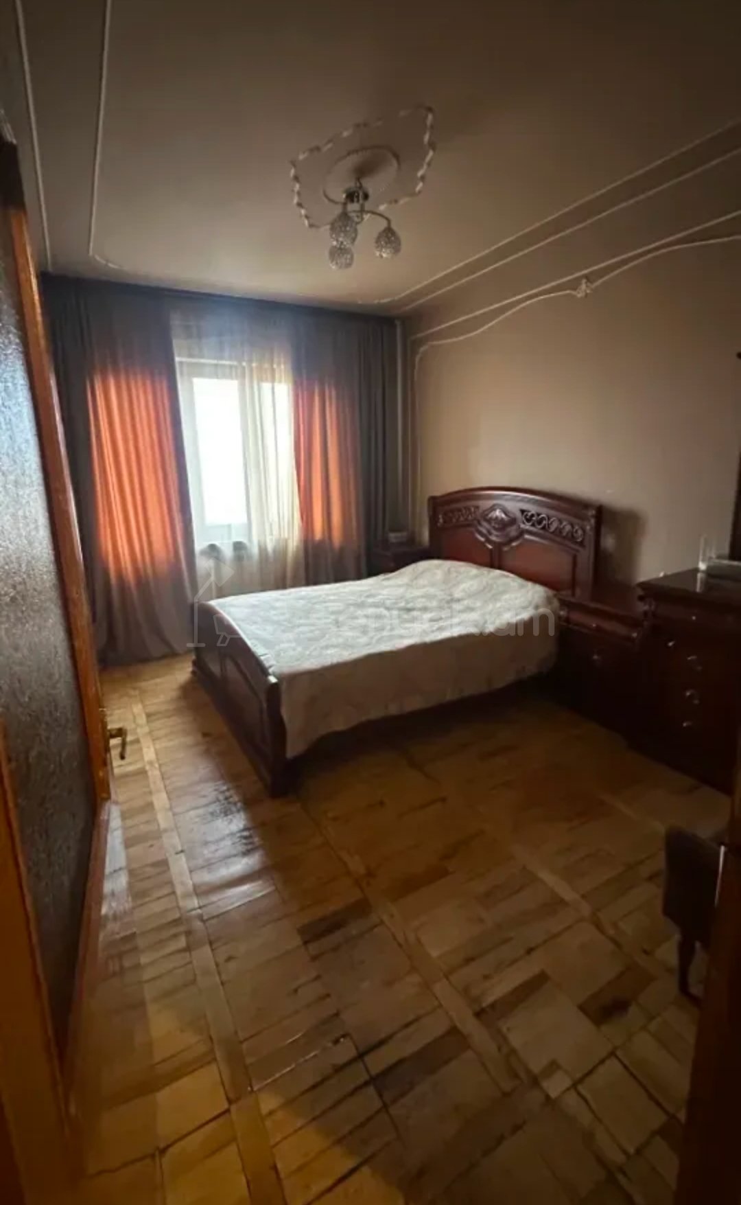 3 Սենյականոց Բնակարան, 80քմ, 5/9 հարկ, Նորմալ Վիճակում