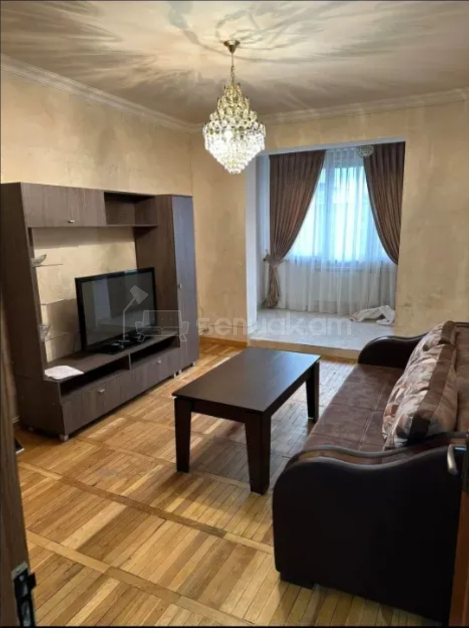 2 Սենյականոց Բնակարան Քարե Շենքում, 64քմ, 5/5 հարկ, Նորմալ Վիճակում, Կահավորված, Արևկող