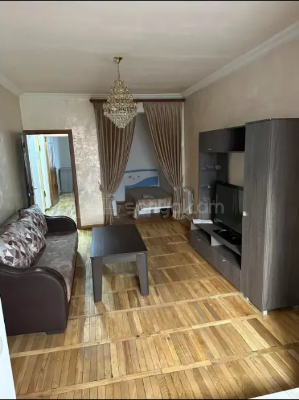 2 Սենյականոց Բնակարան Քարե Շենքում, 64քմ, 5/5 հարկ, Նորմալ Վիճակում, Կահավորված, Արևկող