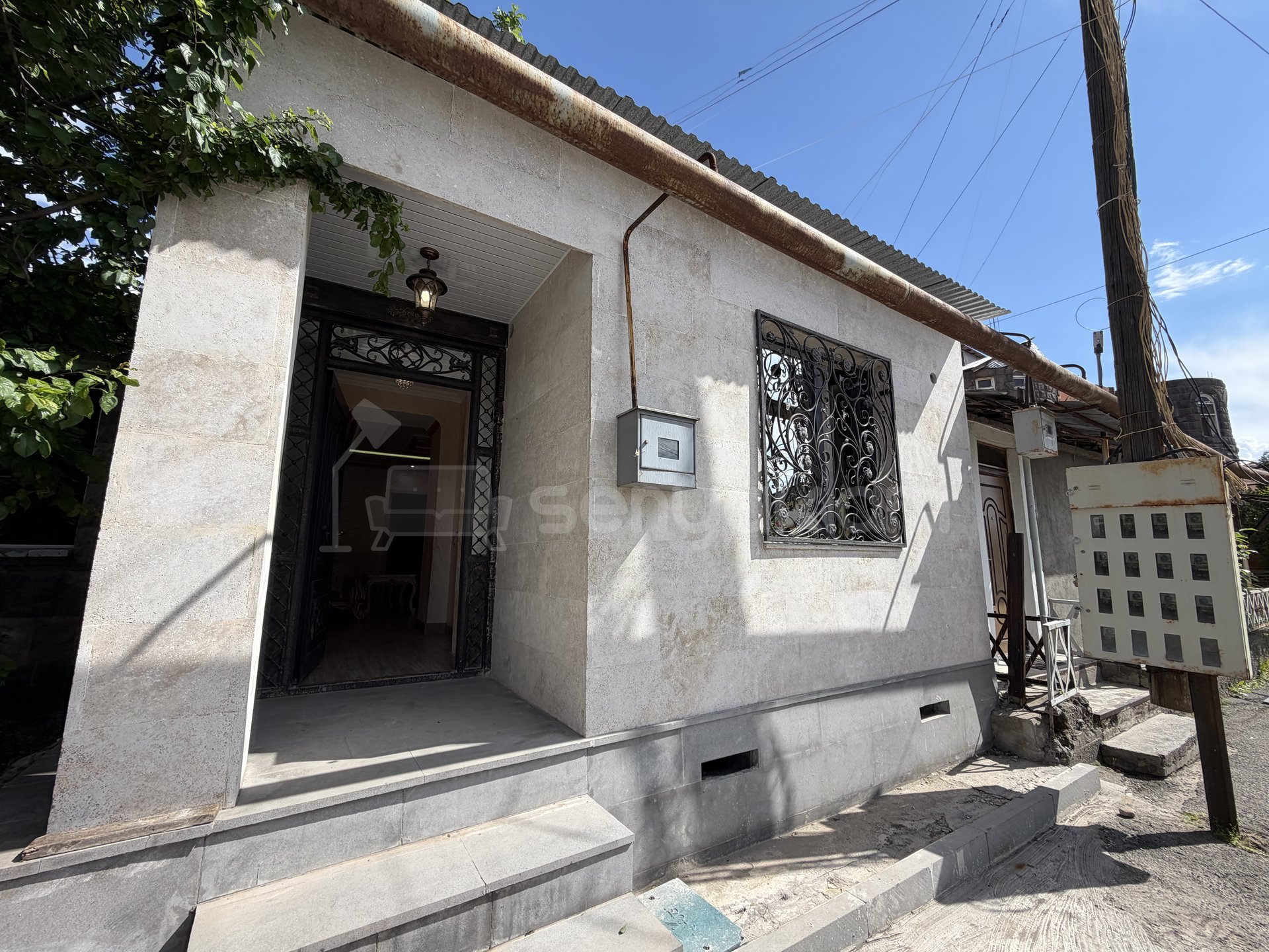 2 Սենյականոց Սեփական Տուն, 63քմ, Կապիտալ Վերանորոգված