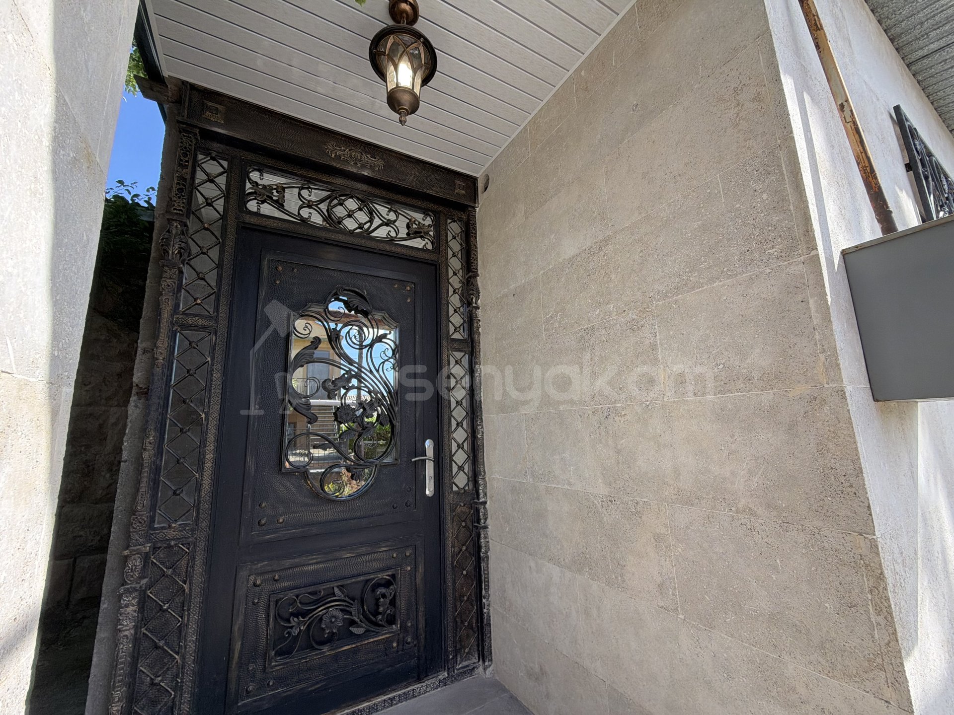2 Սենյականոց Սեփական Տուն, 63քմ, Կապիտալ Վերանորոգված
