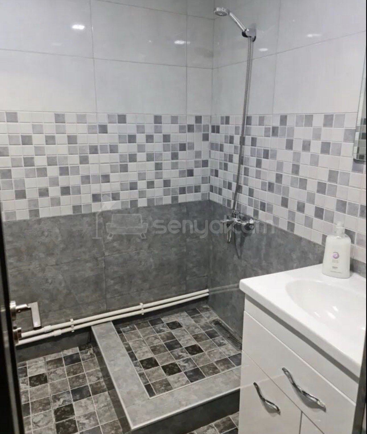 3 Սենյականոց Բնակարան, 93քմ, 7/9 հարկ, Դիզայներական Վերանորոգված