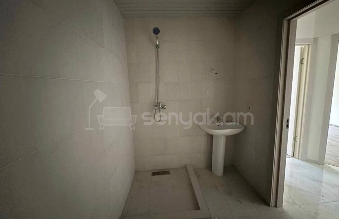 4 Սենյականոց Բնակարան, 112քմ, 3/12 հարկ, Կապիտալ Վերանորոգված