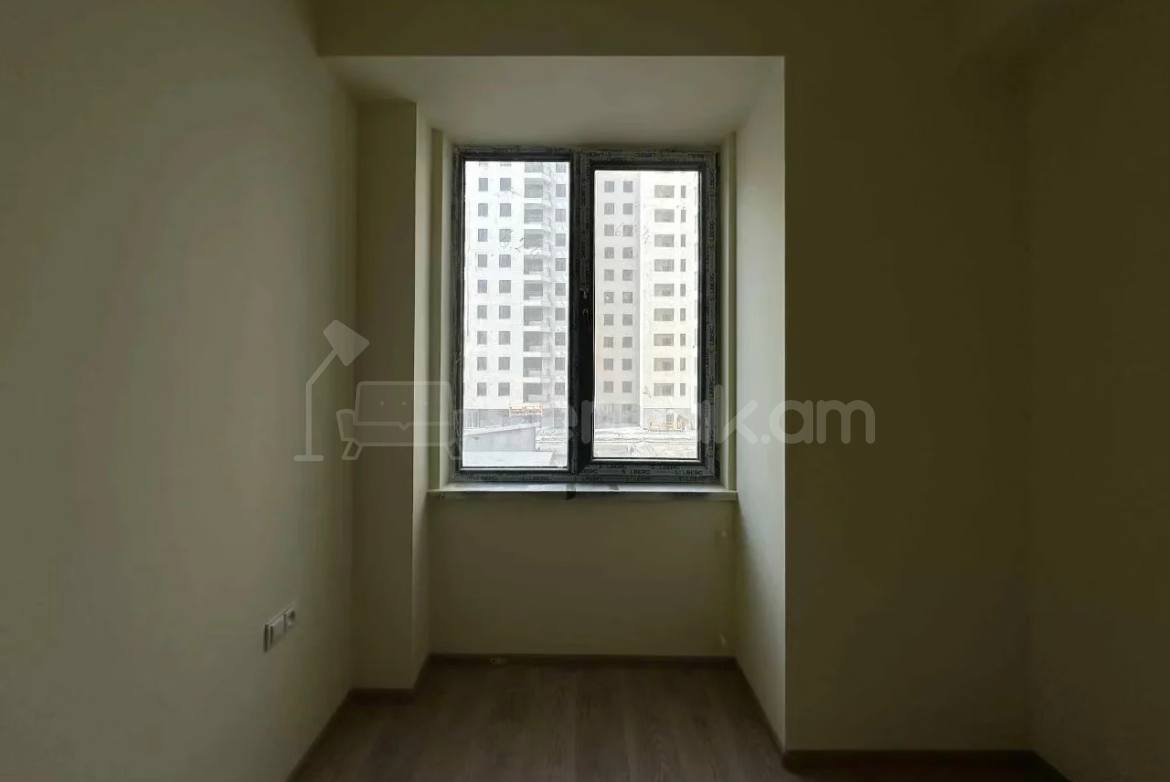 4 Սենյականոց Բնակարան, 112քմ, 3/12 հարկ, Կապիտալ Վերանորոգված