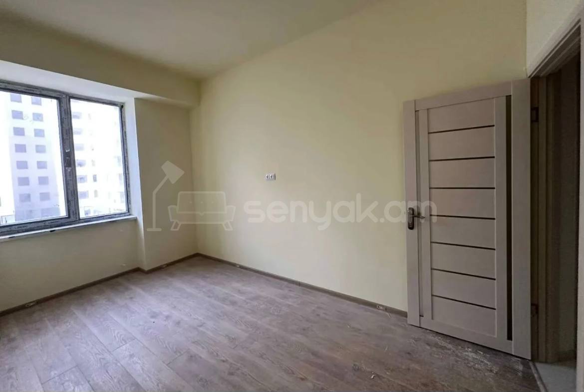 4 Սենյականոց Բնակարան, 112քմ, 3/12 հարկ, Կապիտալ Վերանորոգված