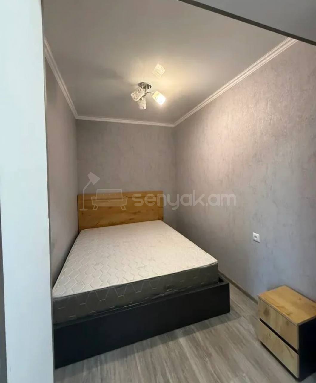 2 Սենյականոց Բնակարան, 40քմ, 8/9 հարկ, Կապիտալ Վերանորոգված, Կահավորված