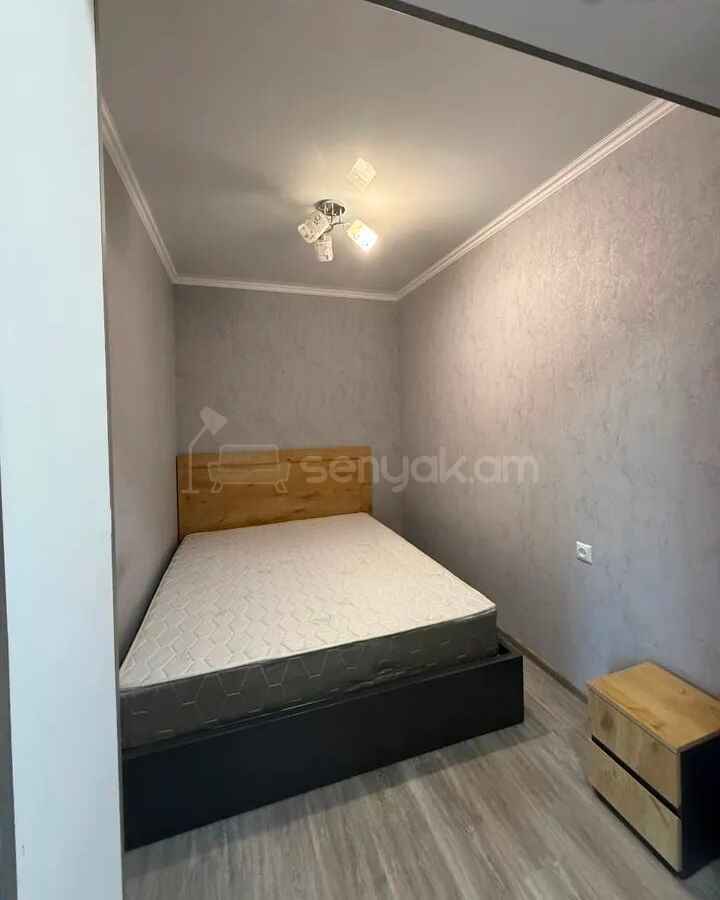 2 Սենյականոց Բնակարան, 40քմ, 8/9 հարկ, Կապիտալ Վերանորոգված, Կահավորված