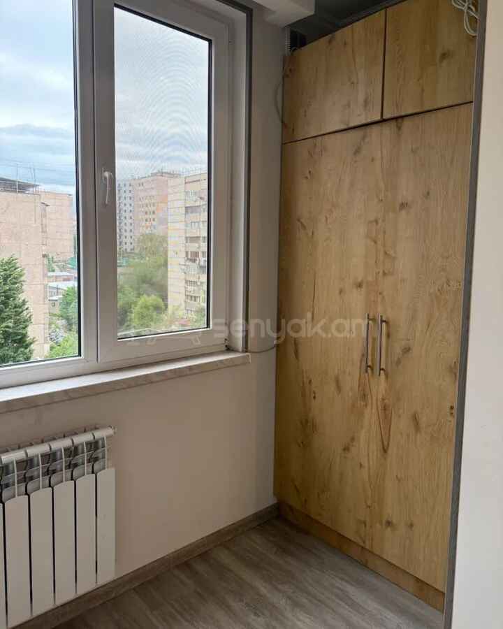 2 Սենյականոց Բնակարան, 40քմ, 8/9 հարկ, Կապիտալ Վերանորոգված, Կահավորված