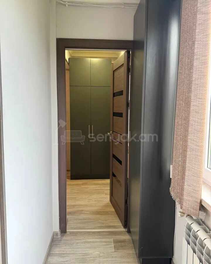 2 Սենյականոց Բնակարան, 40քմ, 8/9 հարկ, Կապիտալ Վերանորոգված, Կահավորված